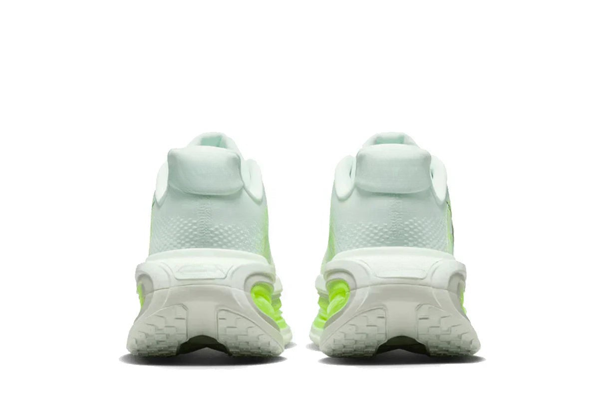 Vomero Premium Barely Volt Green