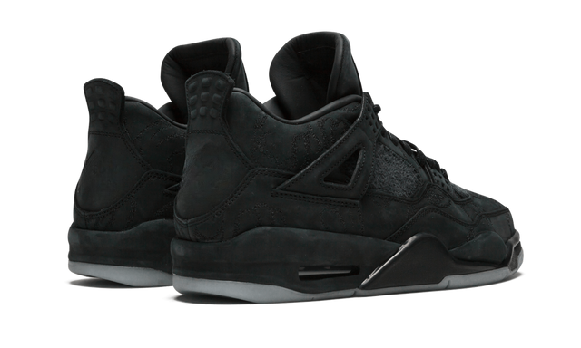 4 Retro Kaws Black