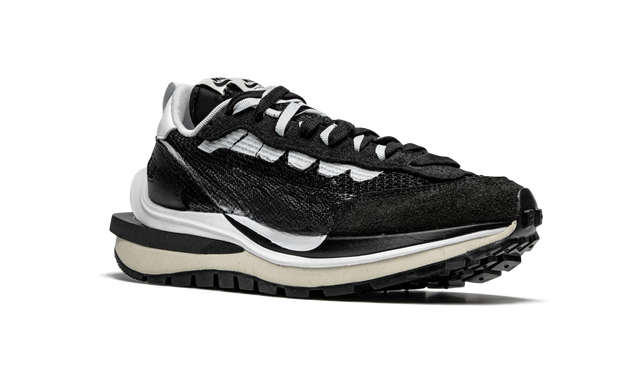 Vaporwaffle Black White