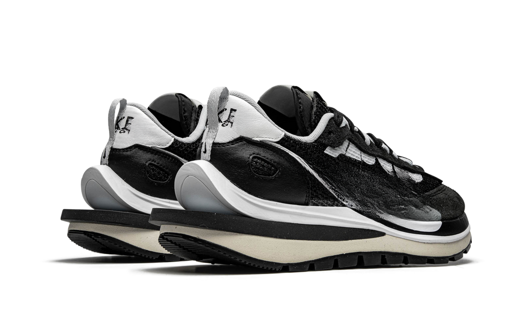 Vaporwaffle Black White